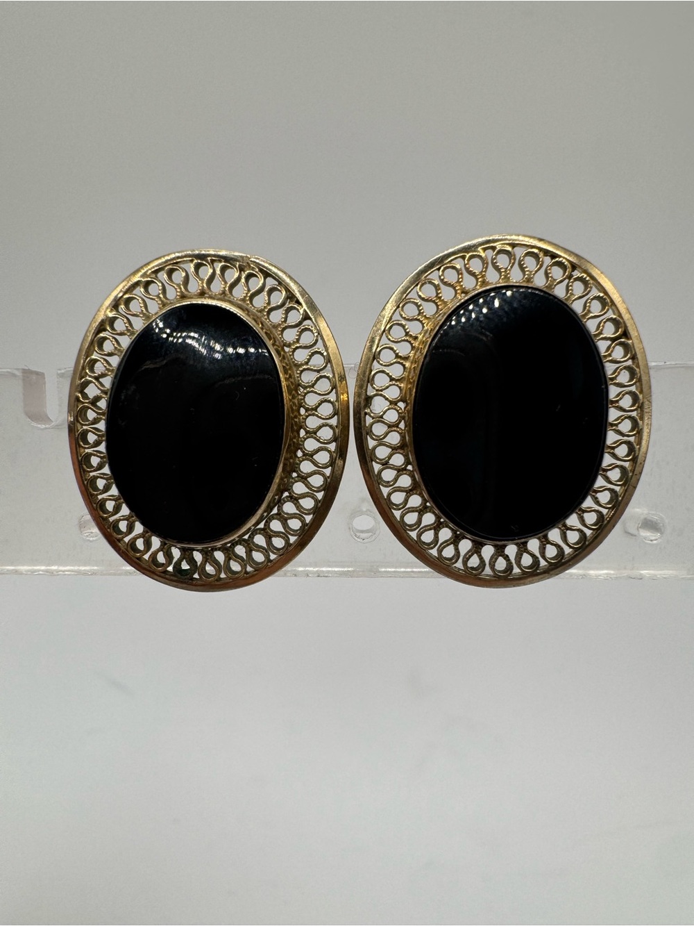 Vintage clip on 12k gold plated oval earrings with black onyx center